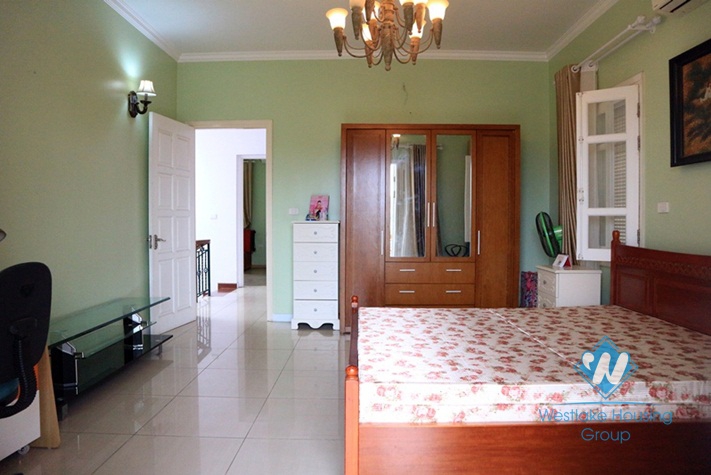 Nice 6 bedrooms house for rent in Ciputra area